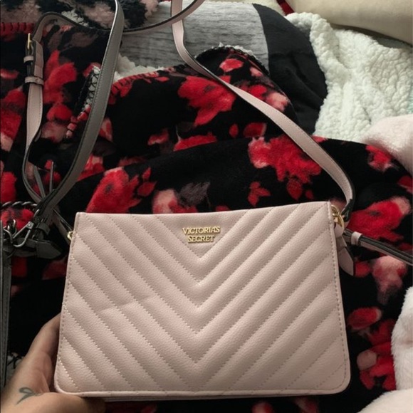 Victoria's Secret Handbags - Victoria Secret Studded V-Quilt 24/7 Crossbody